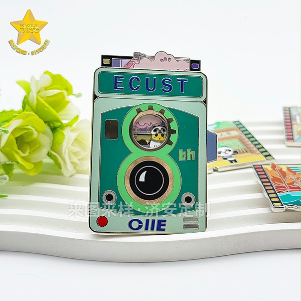 进博会复古相机徽章校园文创纪念品