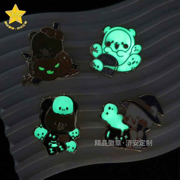 万圣节夜光徽章-东莞济安徽章定制工厂