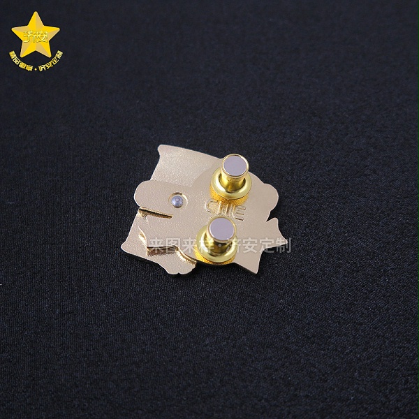 进博会吉祥物沙漏徽章-东莞济安徽章定制工厂