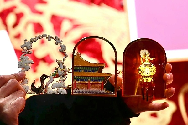 徽章冰箱贴等2026马年文创礼品贺新春_东莞济安礼品定制厂家