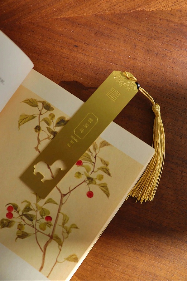 孔子博物馆书签好运加“马”！2026马年文创贺新春_东莞济安礼品徽章冰箱贴定制厂家