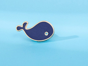 动物卡通徽章订做,鲸鱼镶钻徽章定做