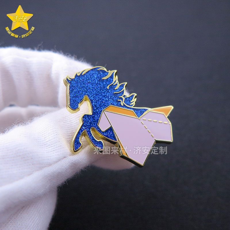 徽章冰箱贴等2026马年文创礼品贺新春_东莞济安礼品定制厂家