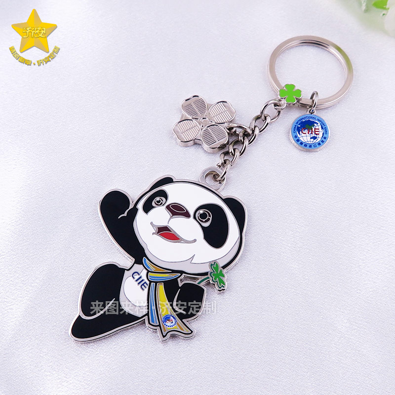 进博会吉祥物IP文创周边定制钥匙扣挂件_东莞济安钥匙扣定制厂家