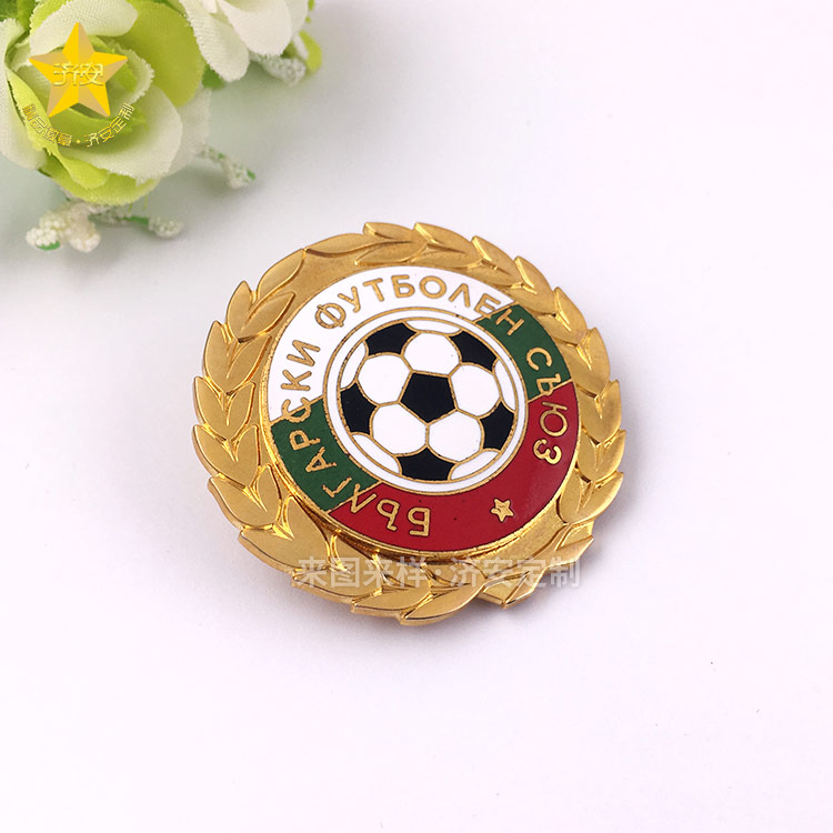 足球真珐琅徽章定制找东莞济安徽章定制工厂,景泰蓝徽章制作厂家