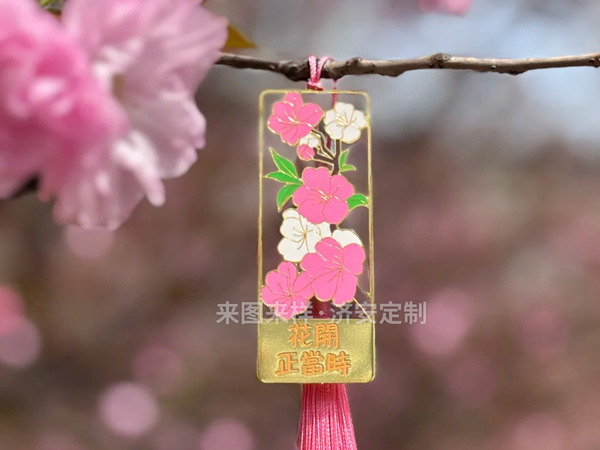 春和景明，惠风和畅——春天主题文创徽章、冰箱贴定制正当时